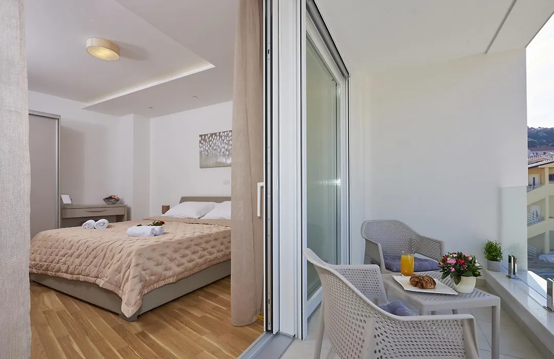 Villa Trogir-1